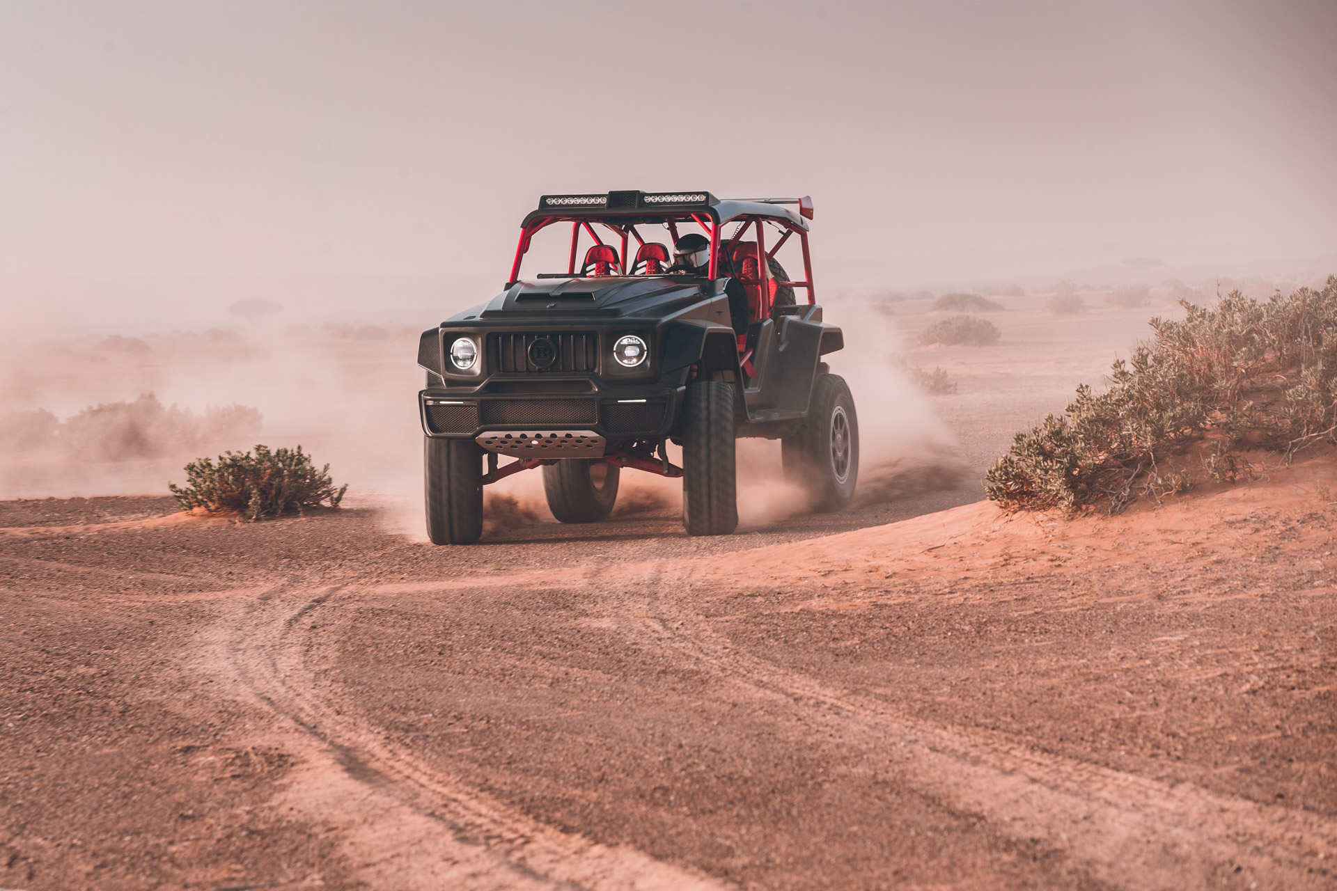 Brabus 900 Crawler (2022): Dune-Bashing Buggy
