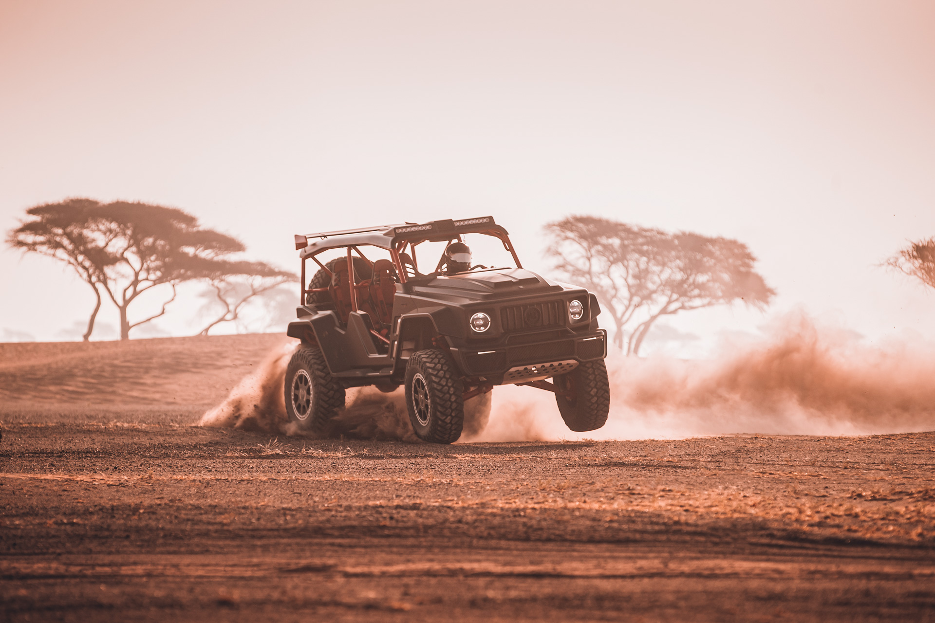 Brabus 900 Crawler (2022): Dune-Bashing Buggy