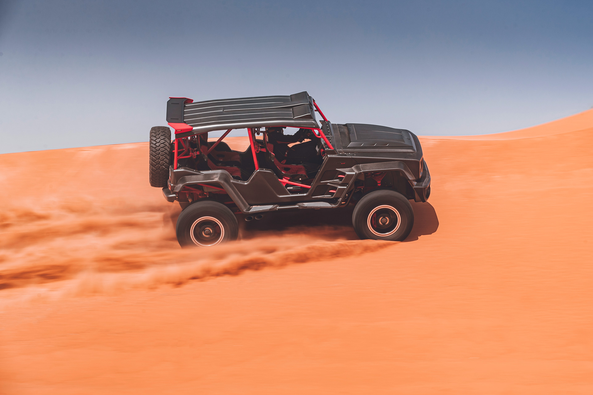 Brabus 900 Crawler (2022): Dune-Bashing Buggy