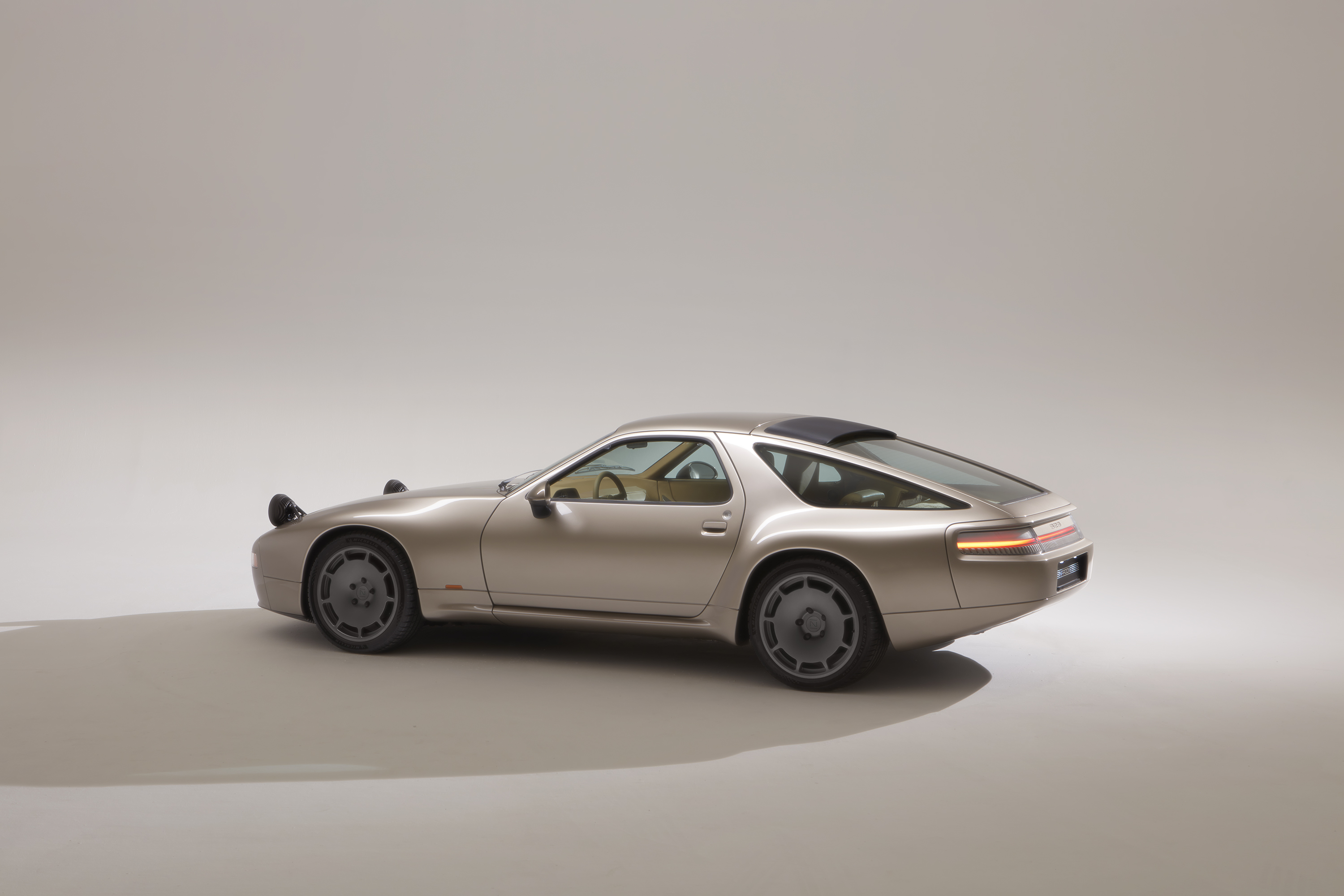 Porsche 928 by Nardone Automotive (2022)
