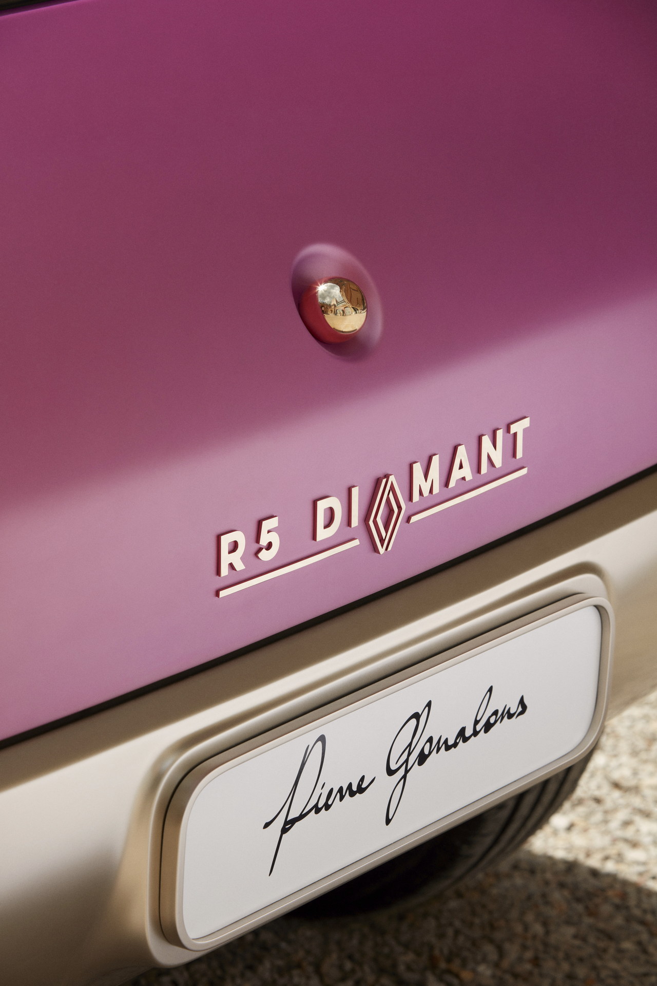 Renault 5 Diamant show-car by Pierre Gonalons (2022)