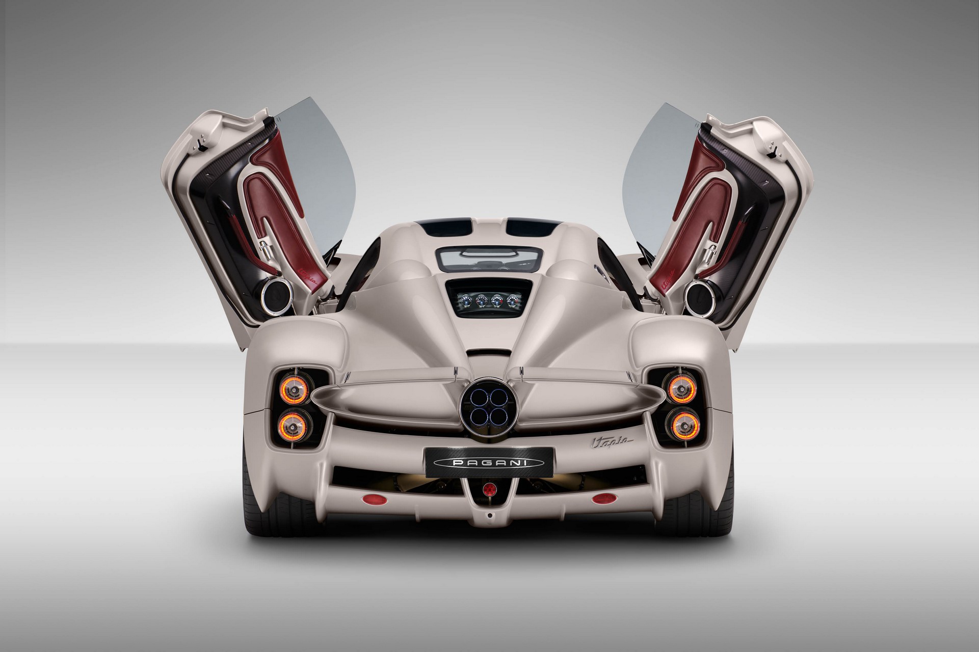 Pagani Utopia (2023)