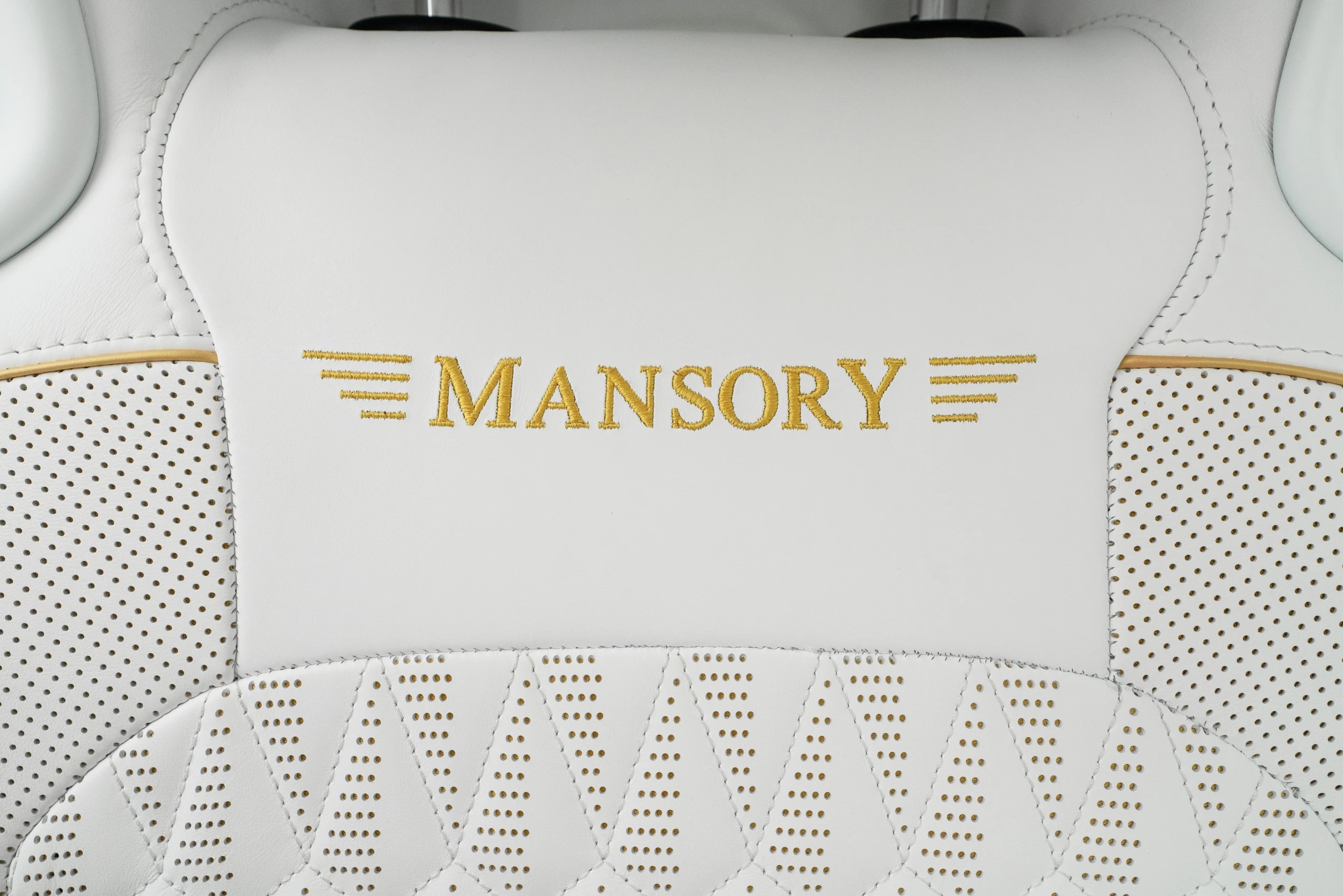 Mansory GRONOS Coupe EVO C (2023) – Interior