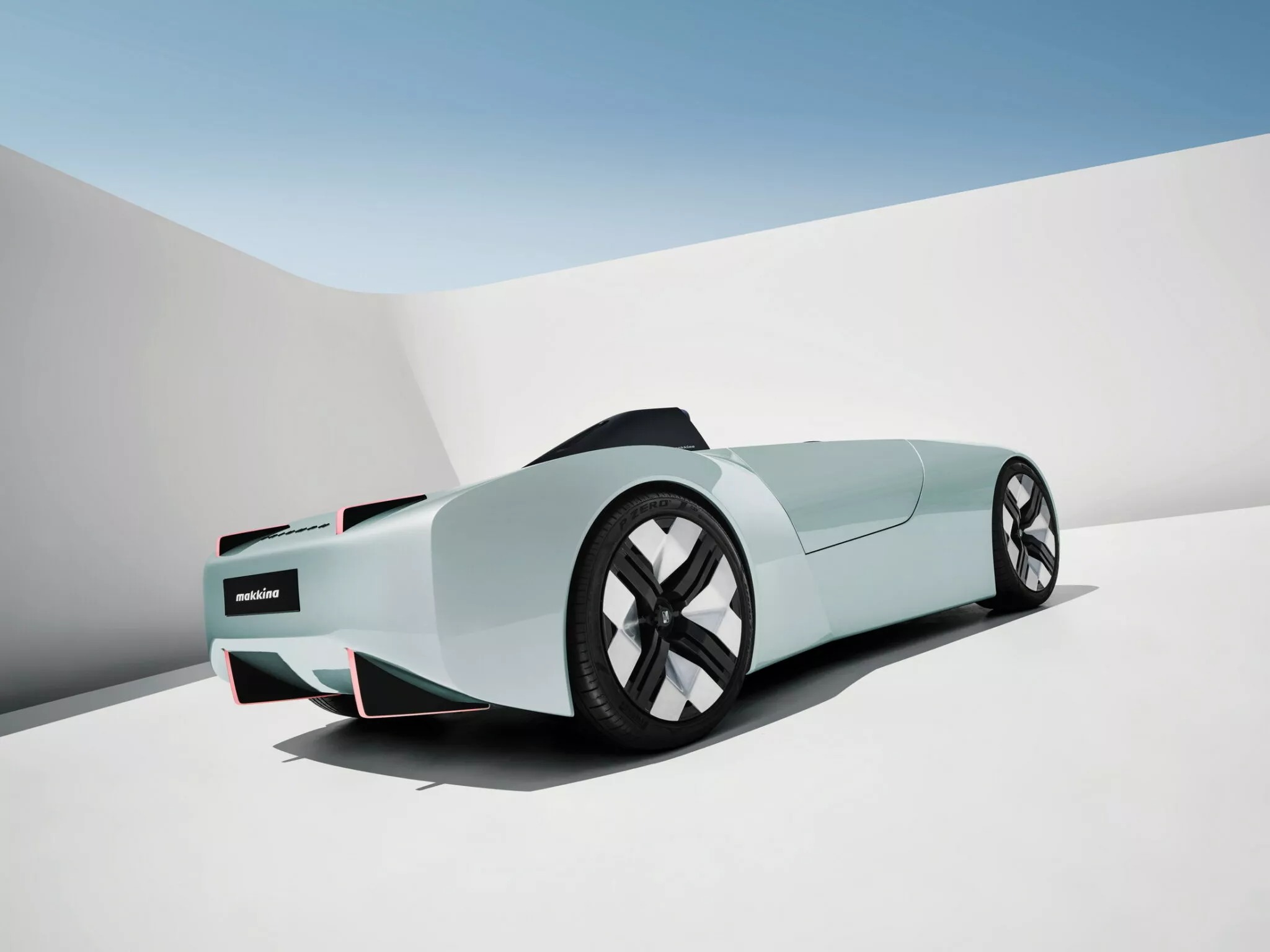 Triumph TR25 by Makkina (2023)