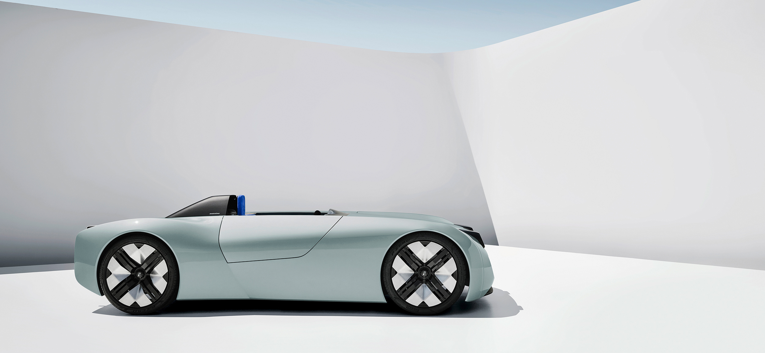 Triumph TR25 by Makkina (2023)