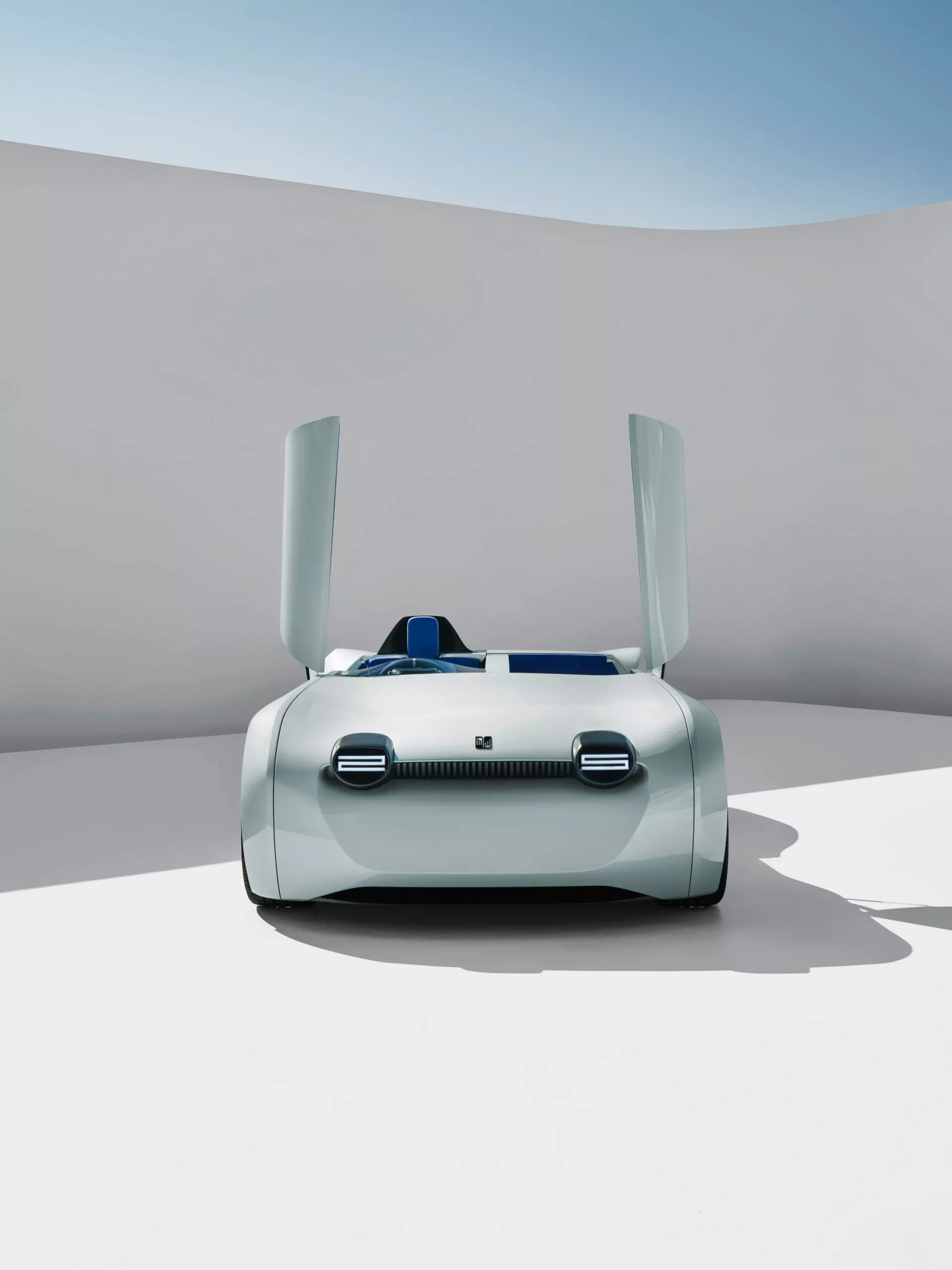 Triumph TR25 by Makkina (2023)