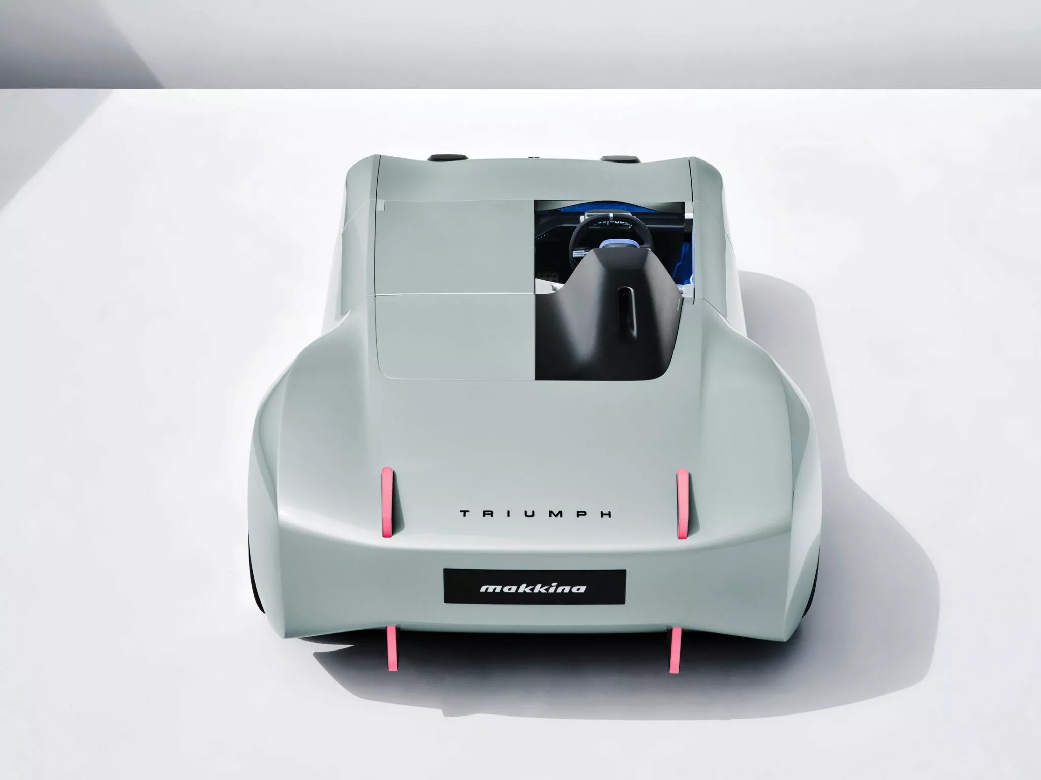 Triumph TR25 by Makkina (2023)