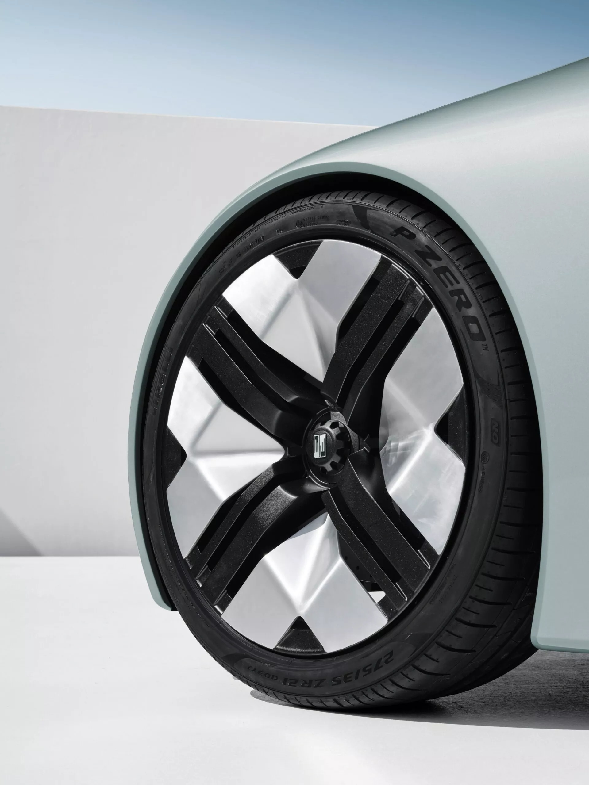 Triumph TR25 by Makkina (2023)