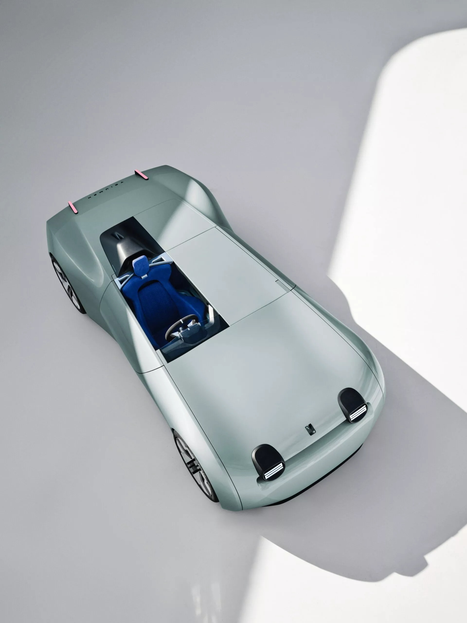 Triumph TR25 by Makkina (2023)