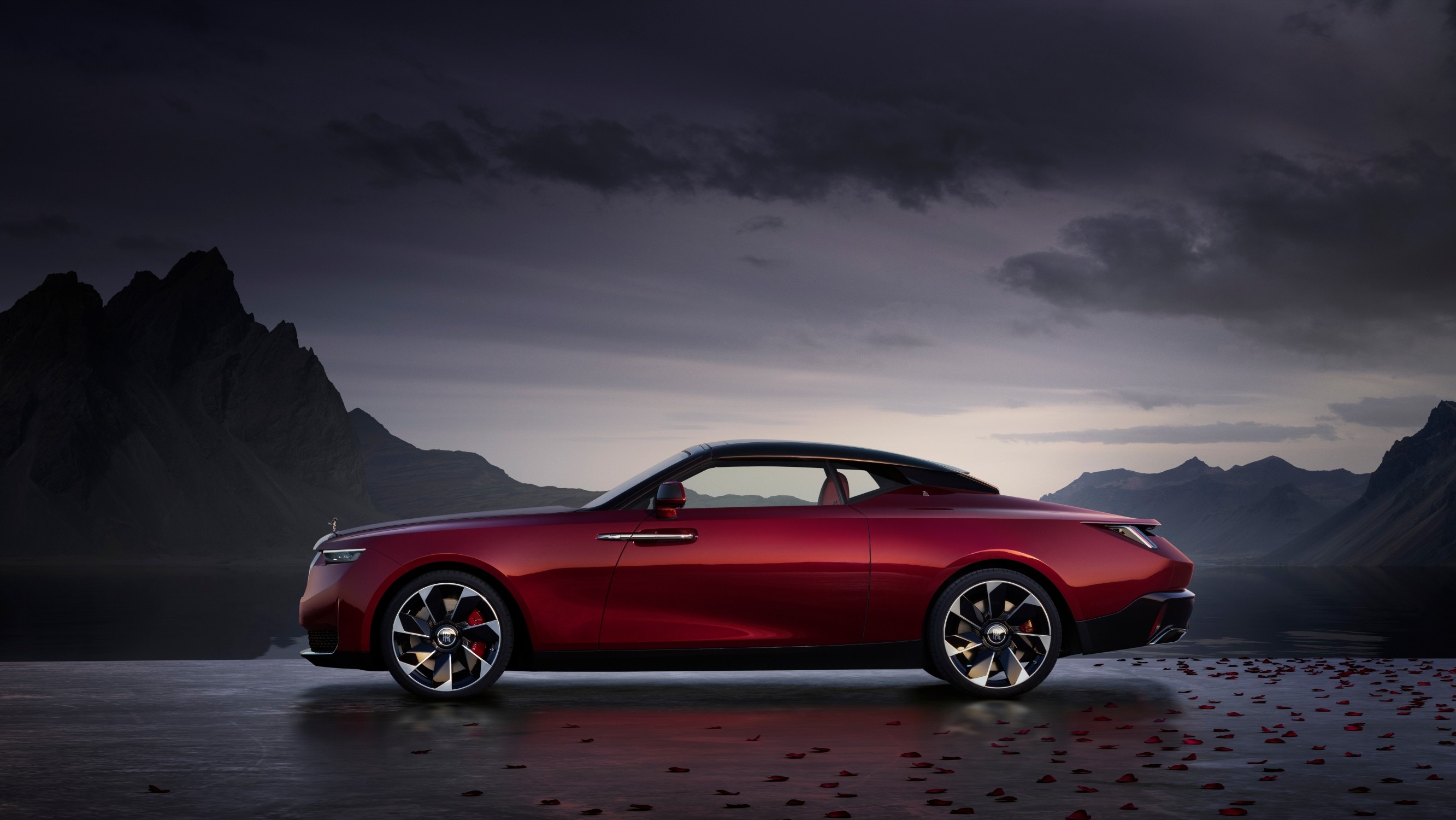 Rolls-Royce La Rose Noire Droptail (2023)