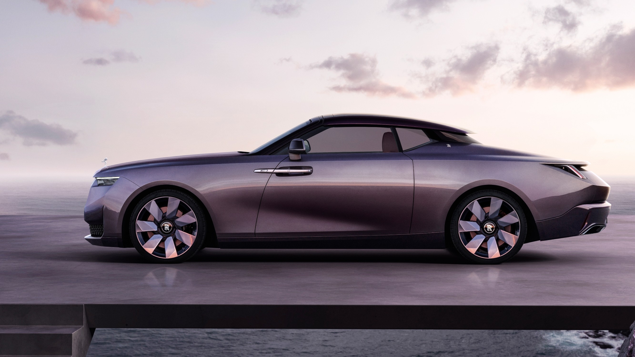 Rolls-Royce Amethyst Droptail (2023)