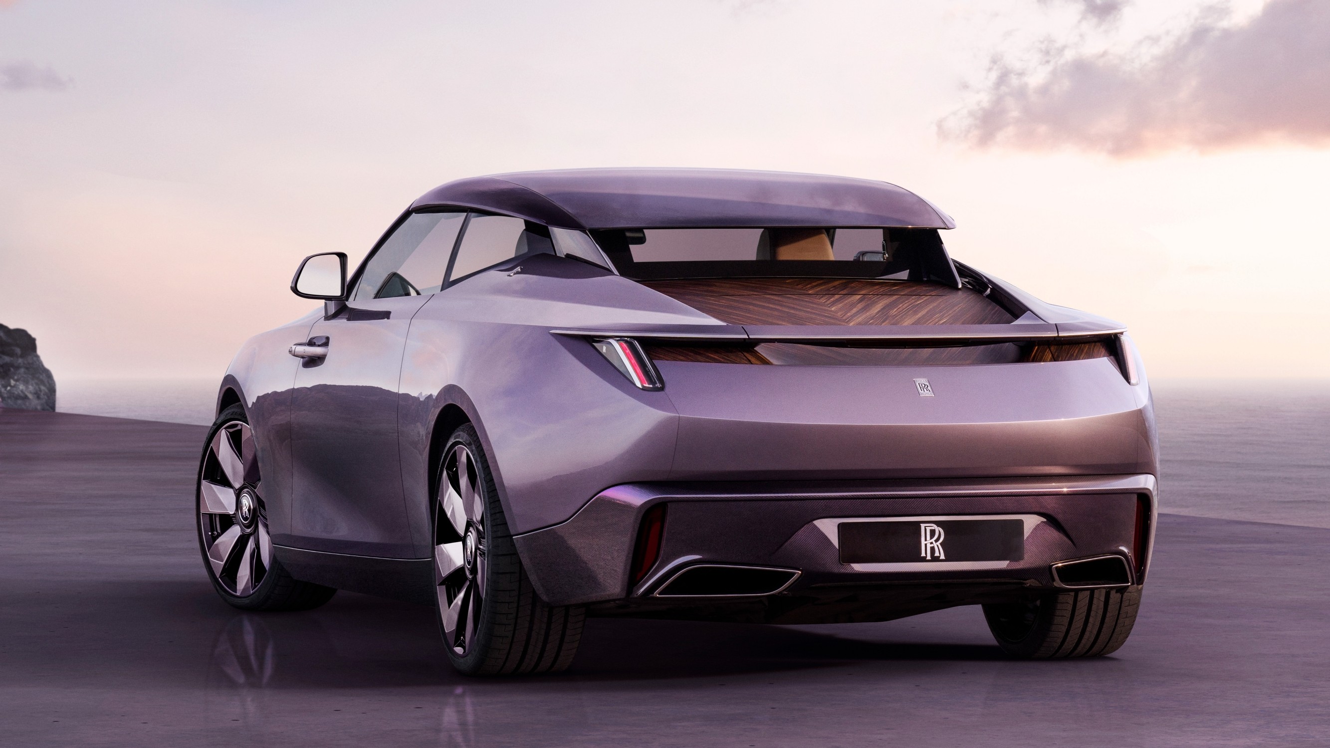 Rolls-Royce Amethyst Droptail (2023)