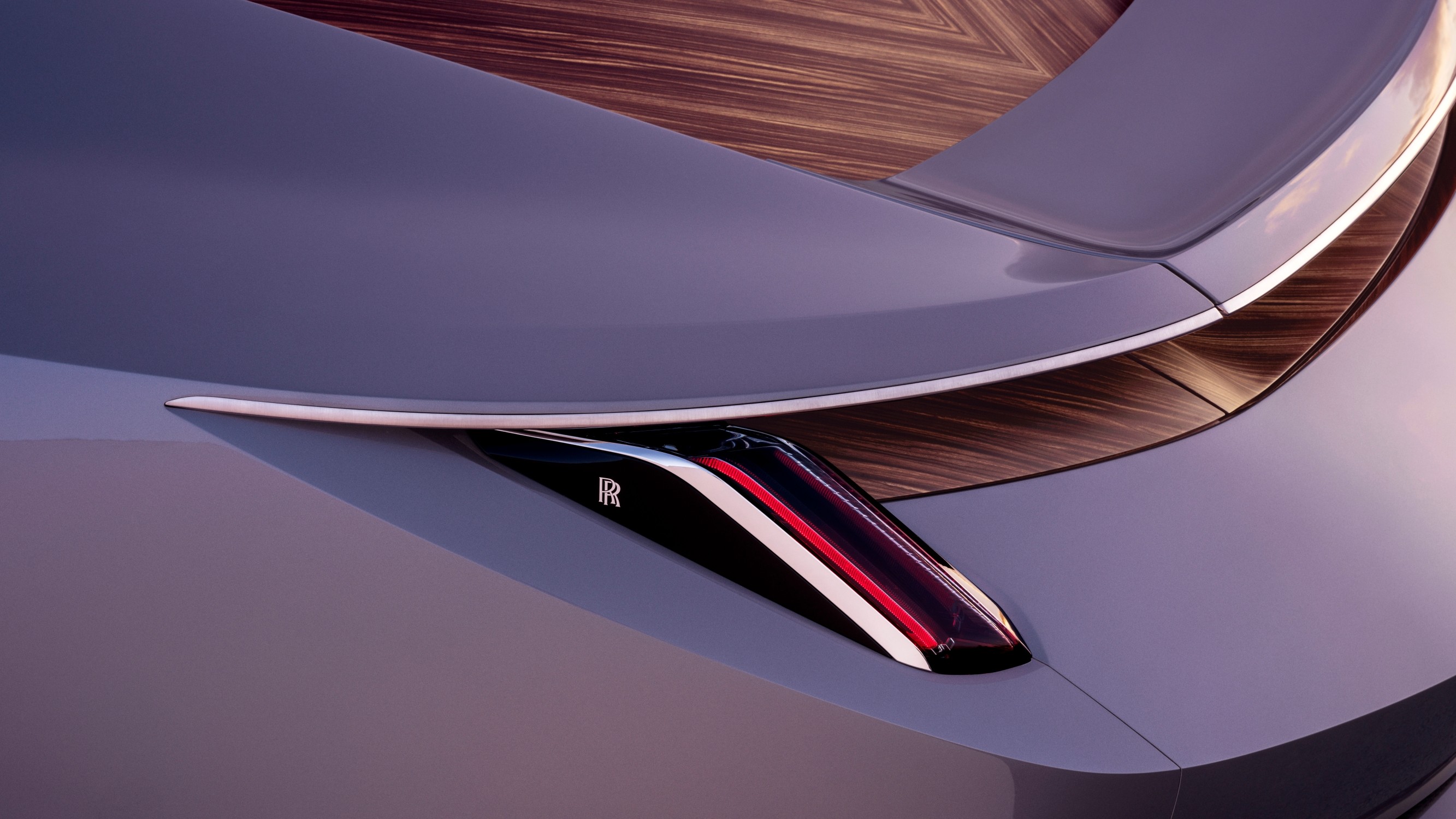 Rolls-Royce Amethyst Droptail (2023)