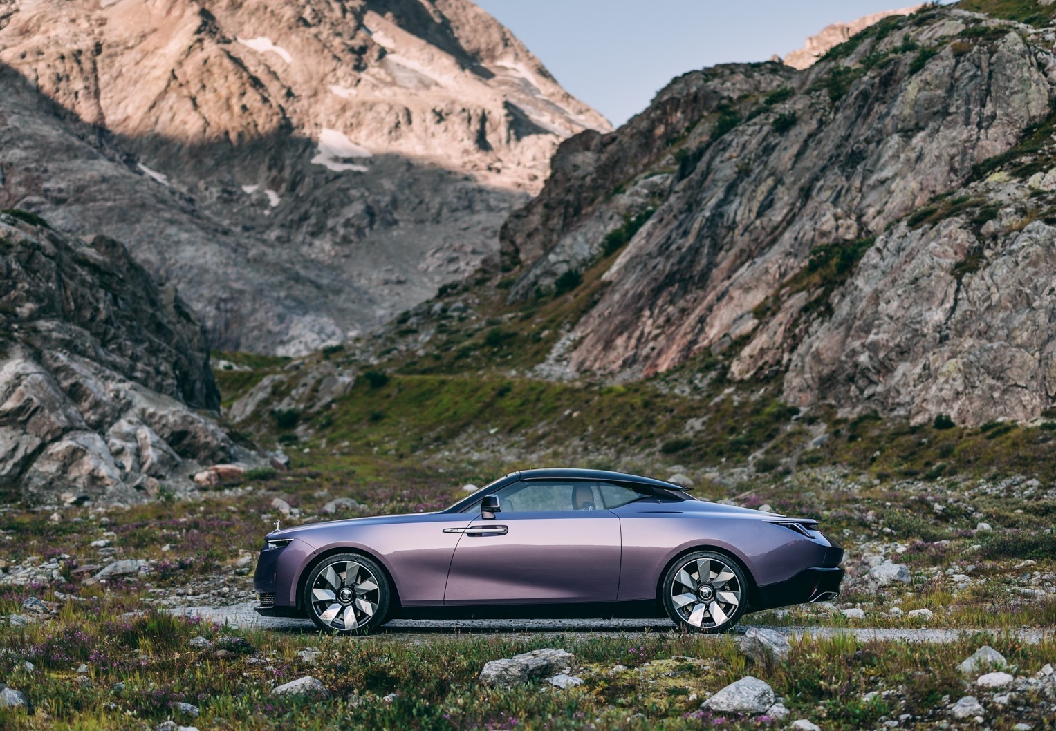 Rolls-Royce Amethyst Droptail (2023)