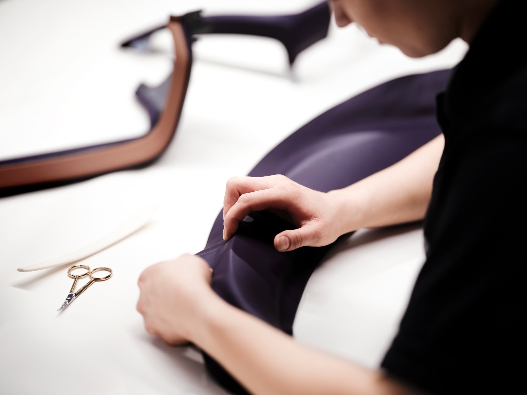 Rolls-Royce Amethyst Droptail (2023) – Wood, Leather and Metal