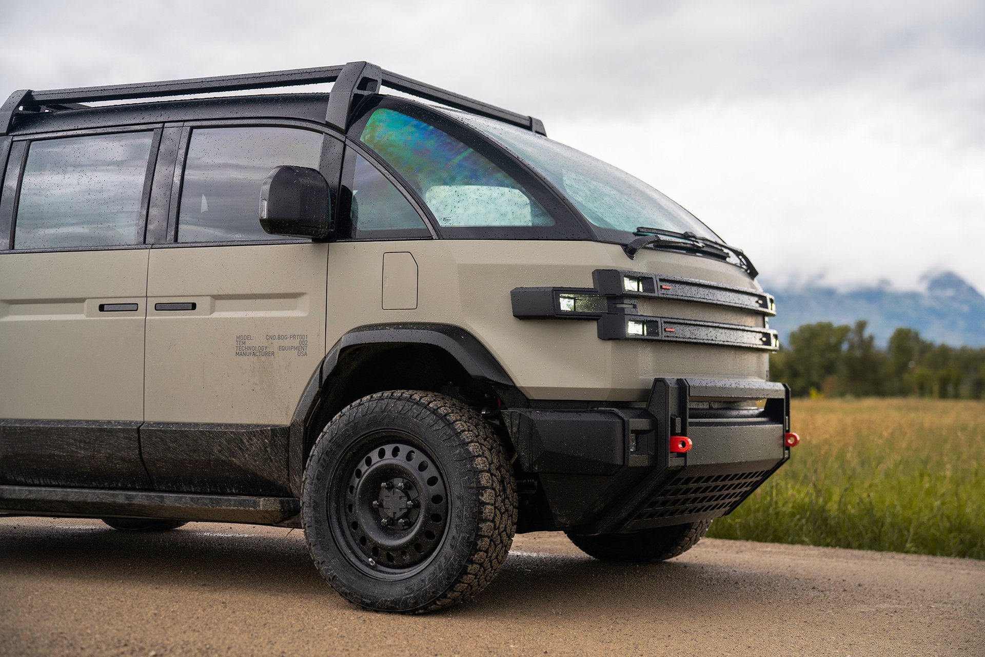 Canoo American Bulldog (2023): Tough Military-Themed Electric Pickup
