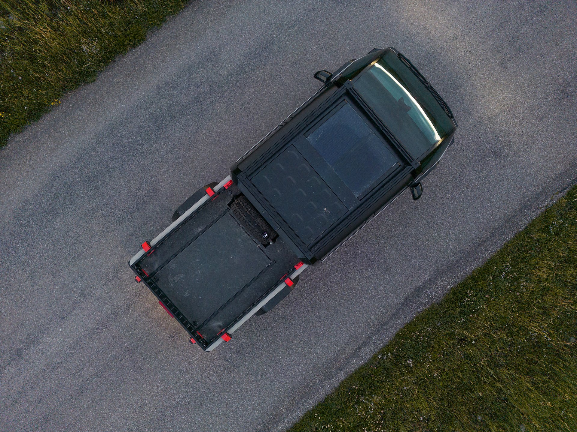Canoo American Bulldog (2023): Tough Military-Themed Electric Pickup