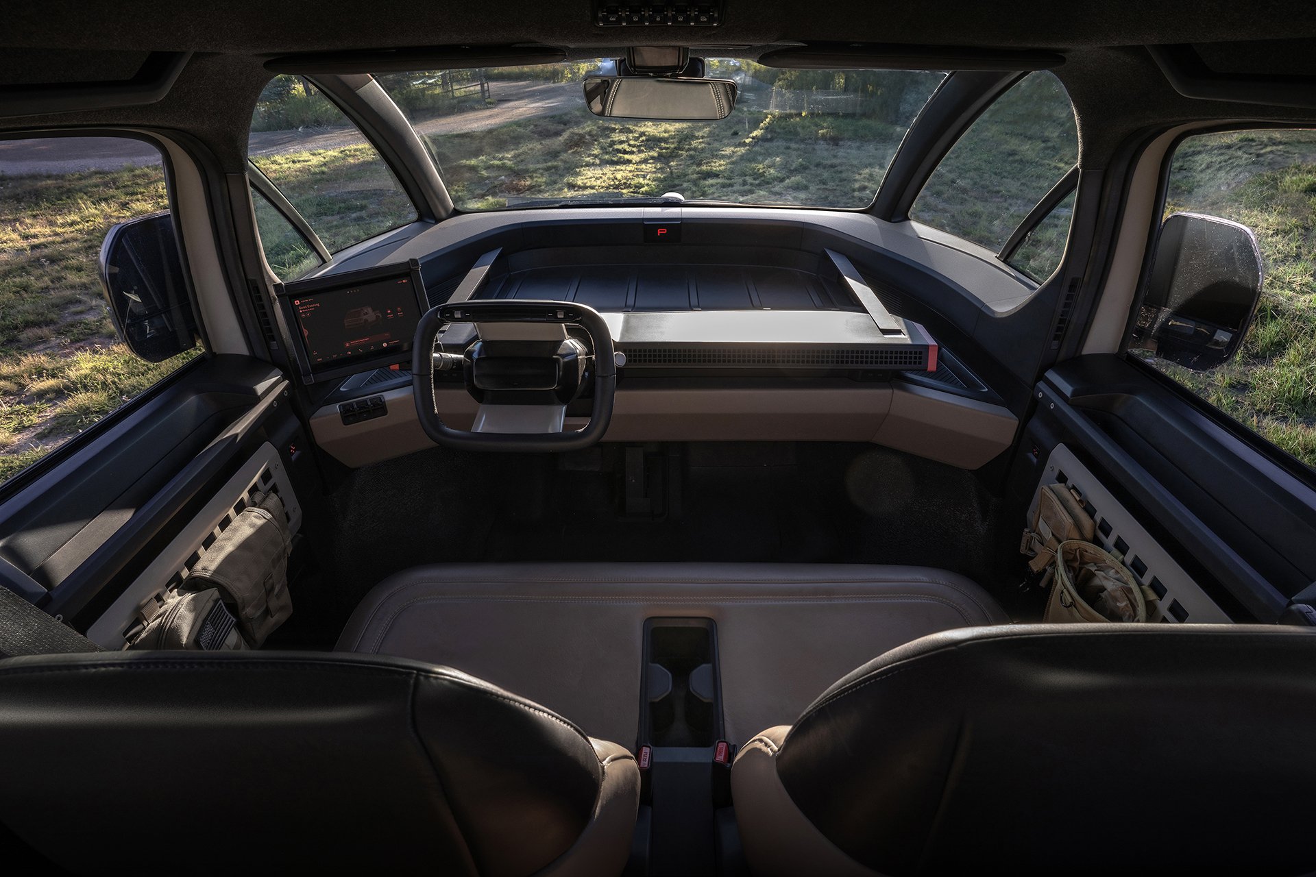 Canoo American Bulldog (2023): Interior