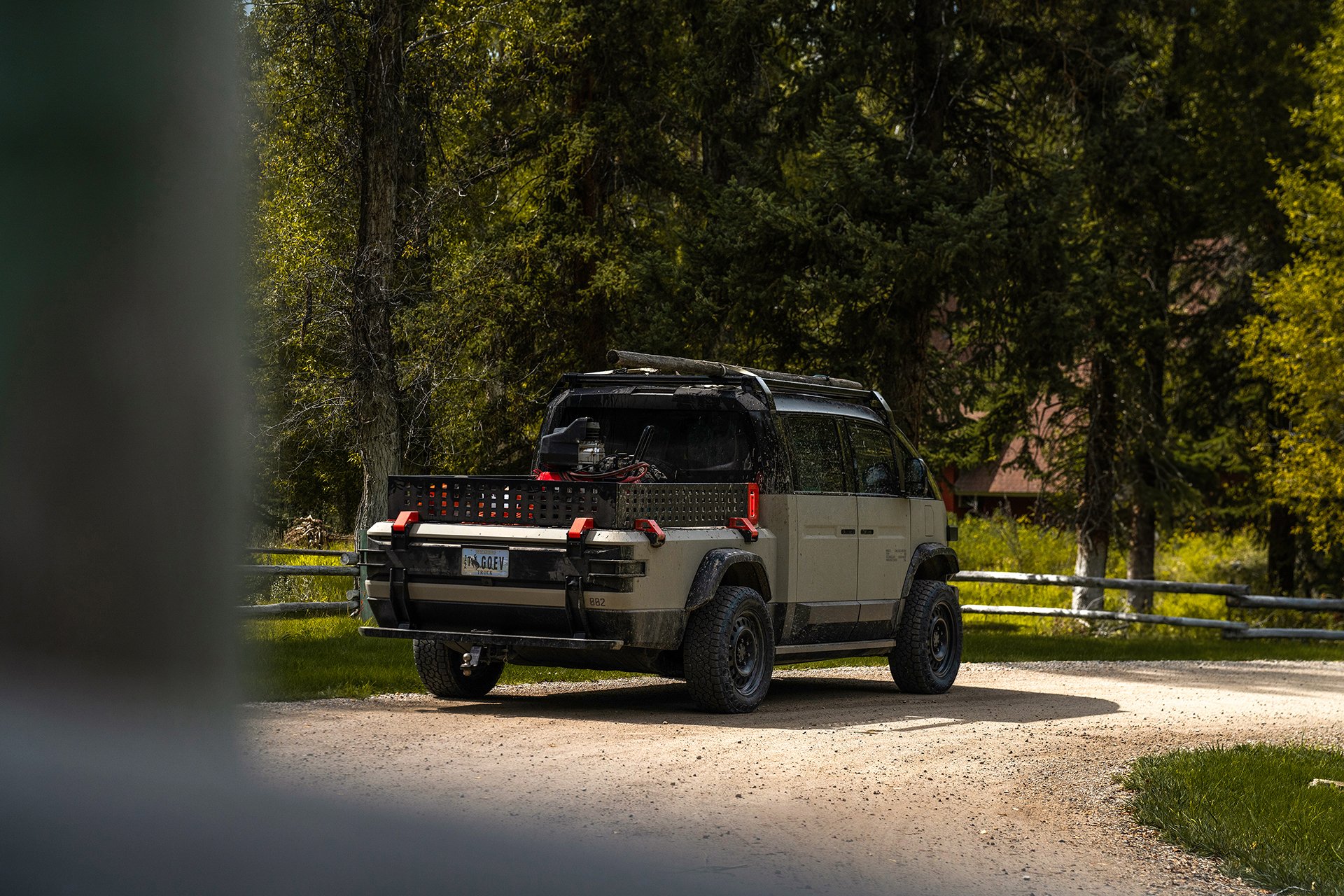 Canoo American Bulldog (2023): Tough Military-Themed Electric Pickup