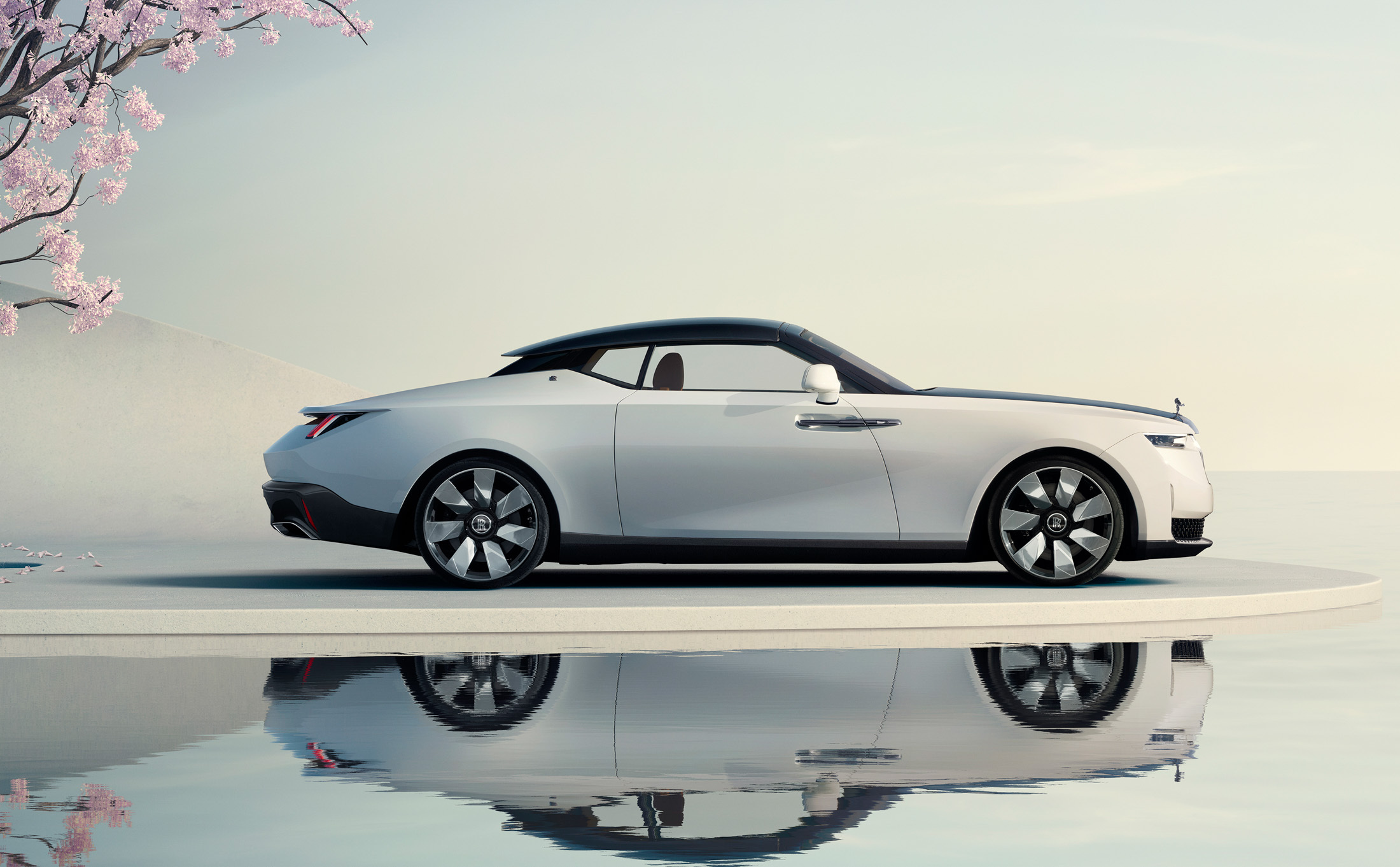 Rolls-Royce Arcadia Droptail (2024)