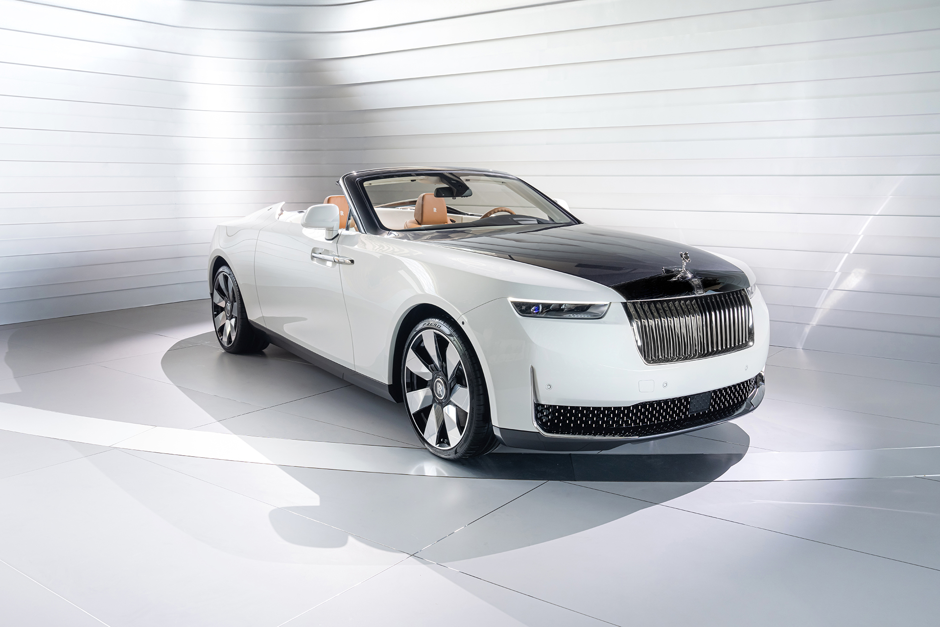 Rolls-Royce Arcadia Droptail (2024)