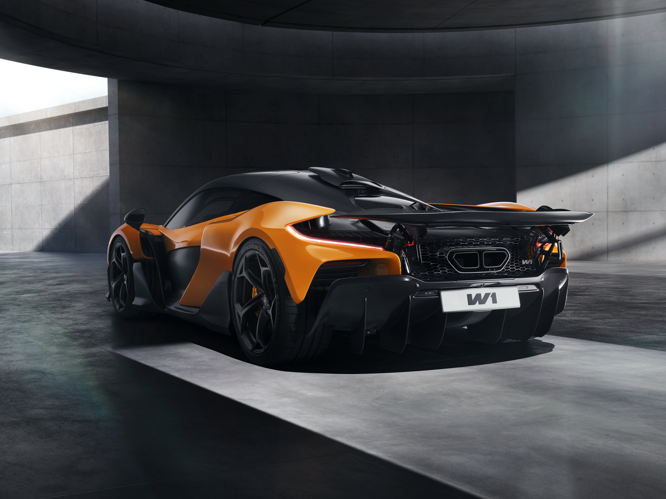 McLaren W1 (2025)