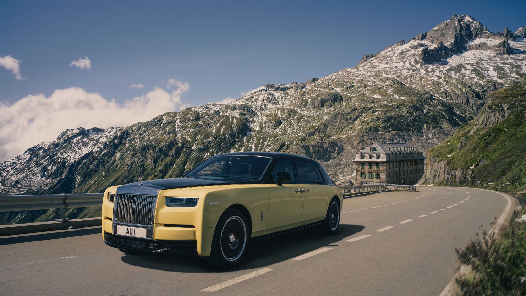 Rolls-Royce Phantom ‘Goldfinger’ (2024)