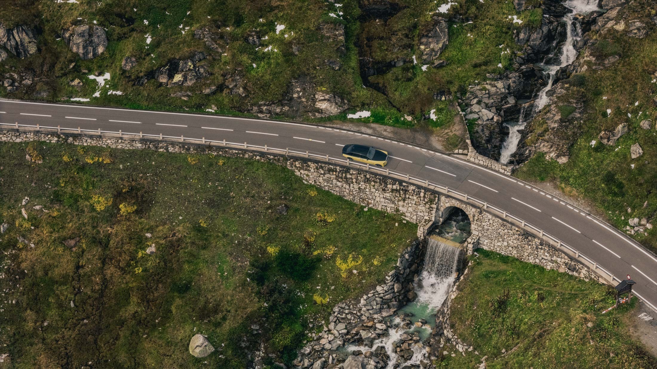Rolls-Royce Phantom ‘Goldfinger’ (2024)