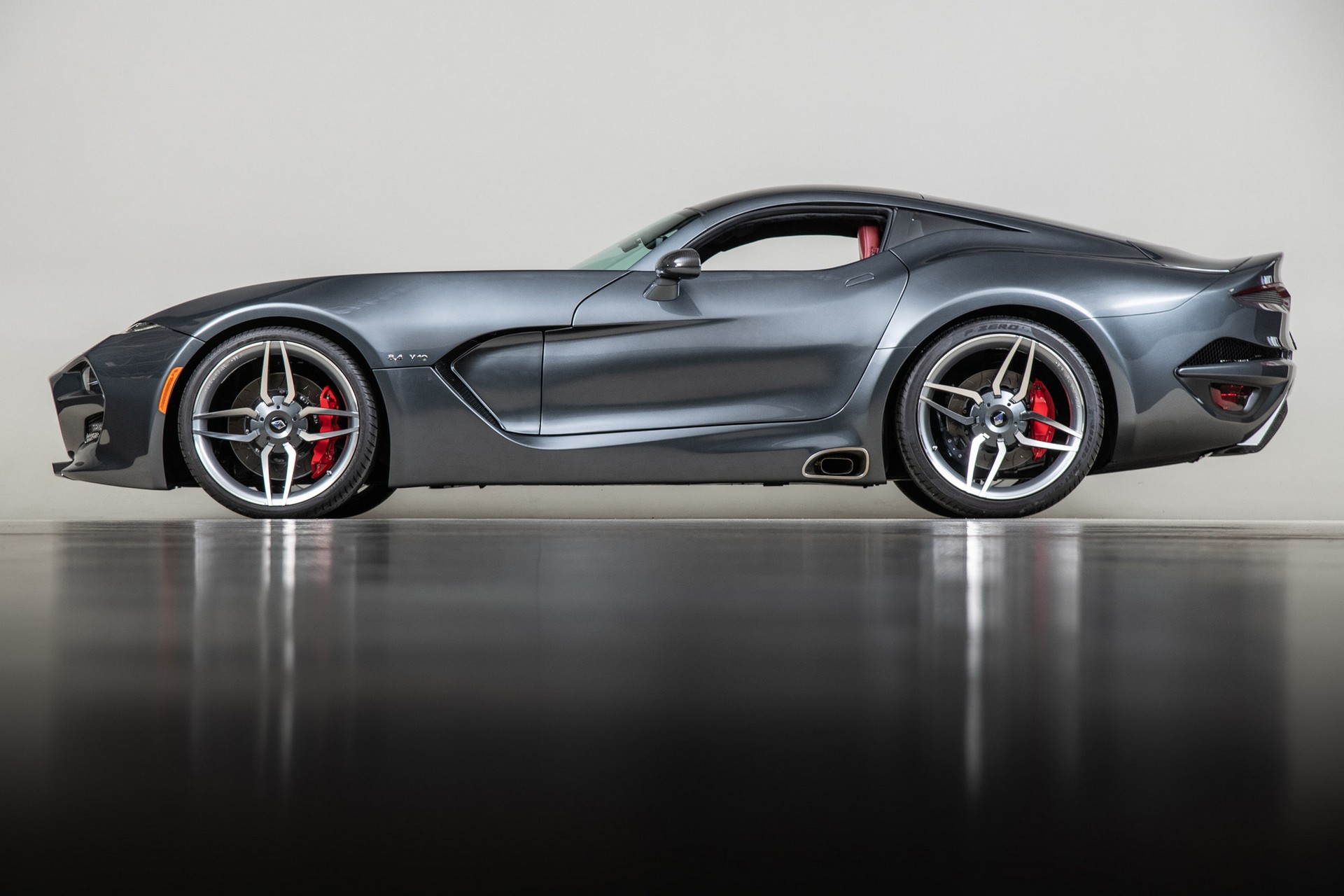 VLF Force 1 V10 (2018)