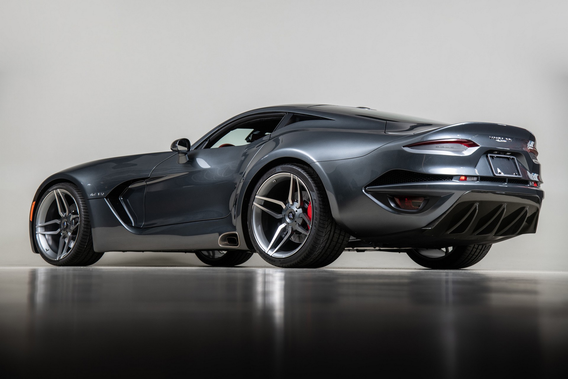 VLF Force 1 V10 (2018)