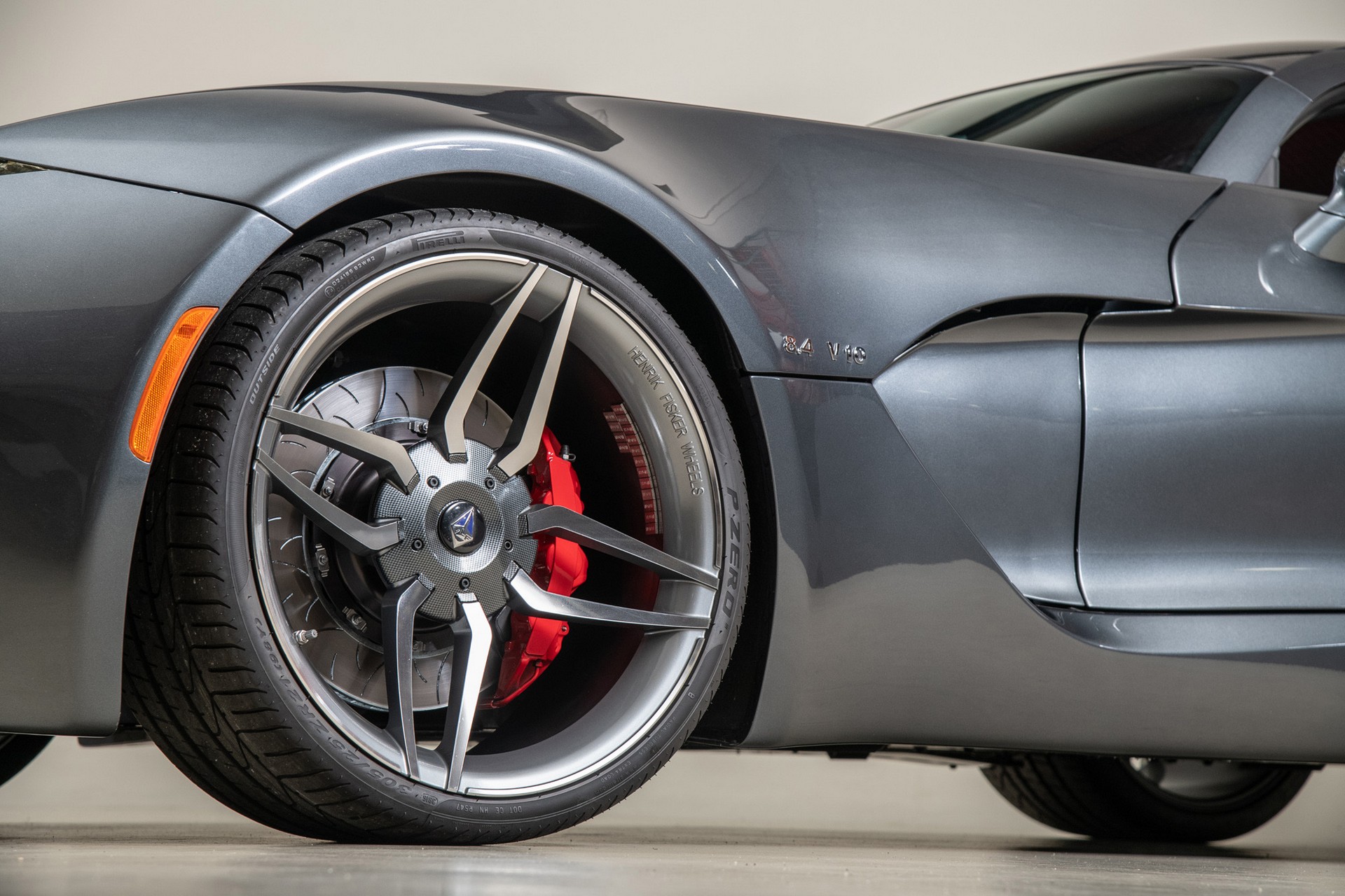 VLF Force 1 V10 (2018)