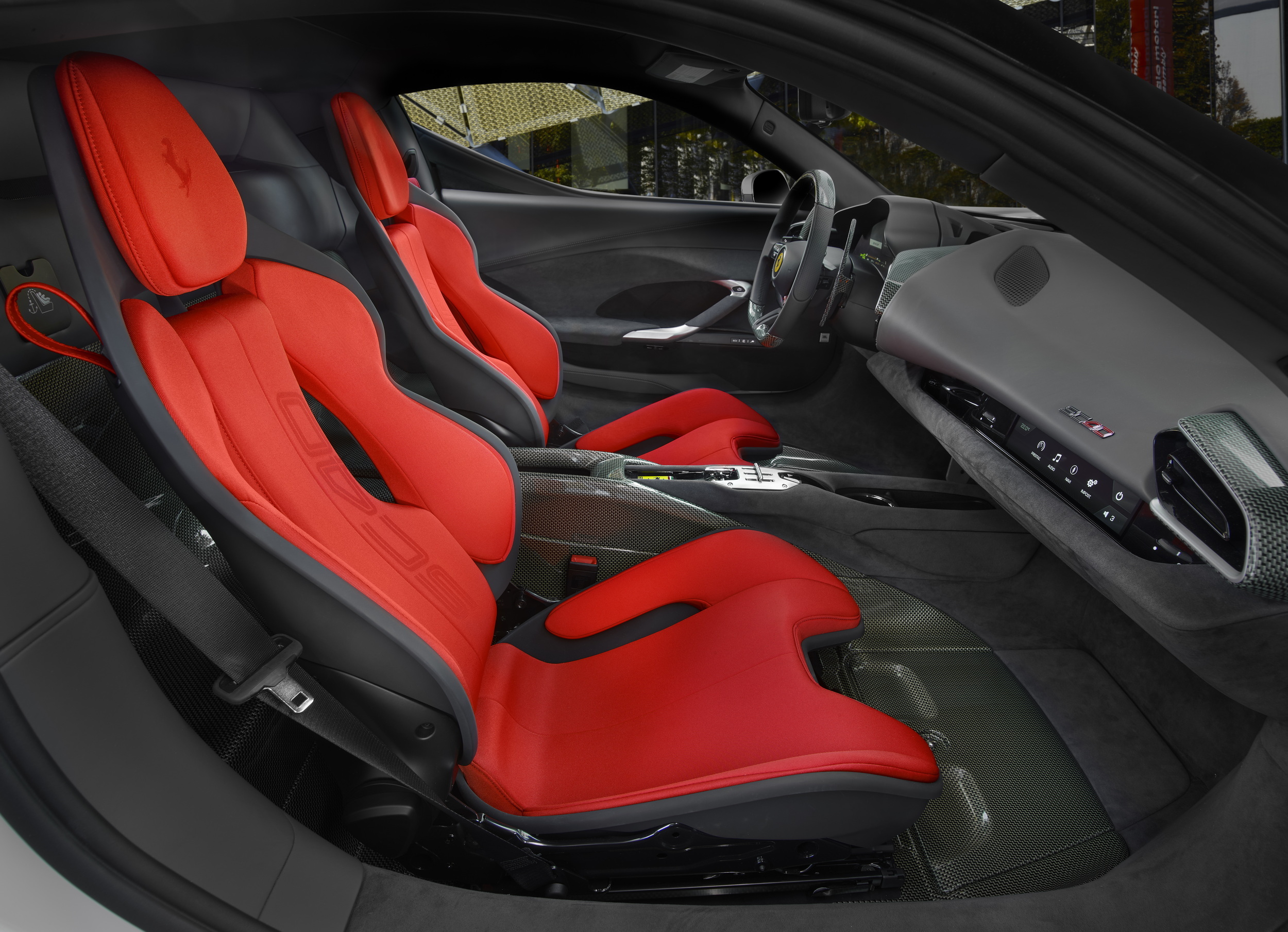 Ferrari SC40 (2025) – Interior