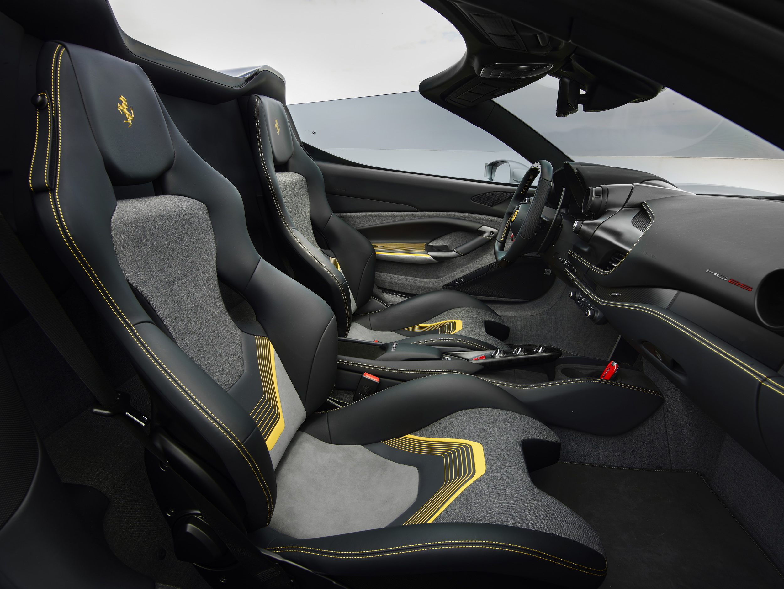Ferrari HC25 (2026) – Interior
