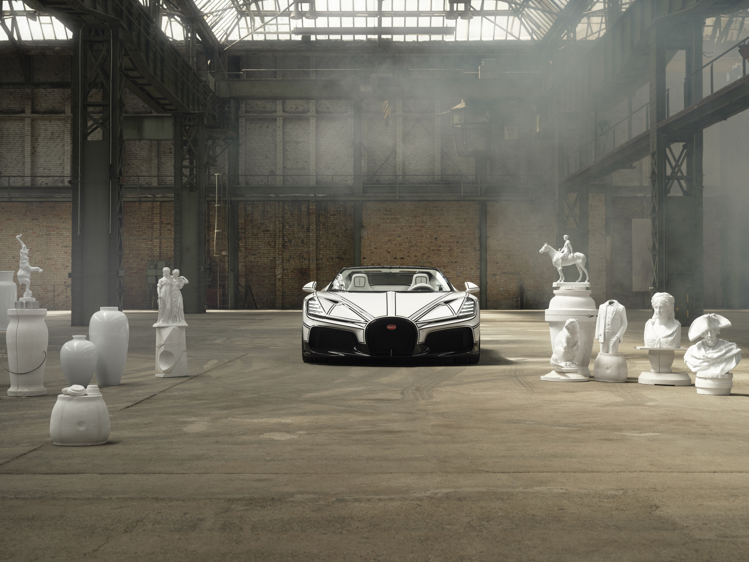 Bugatti W16 Mistral Blanc Éternel (2026)