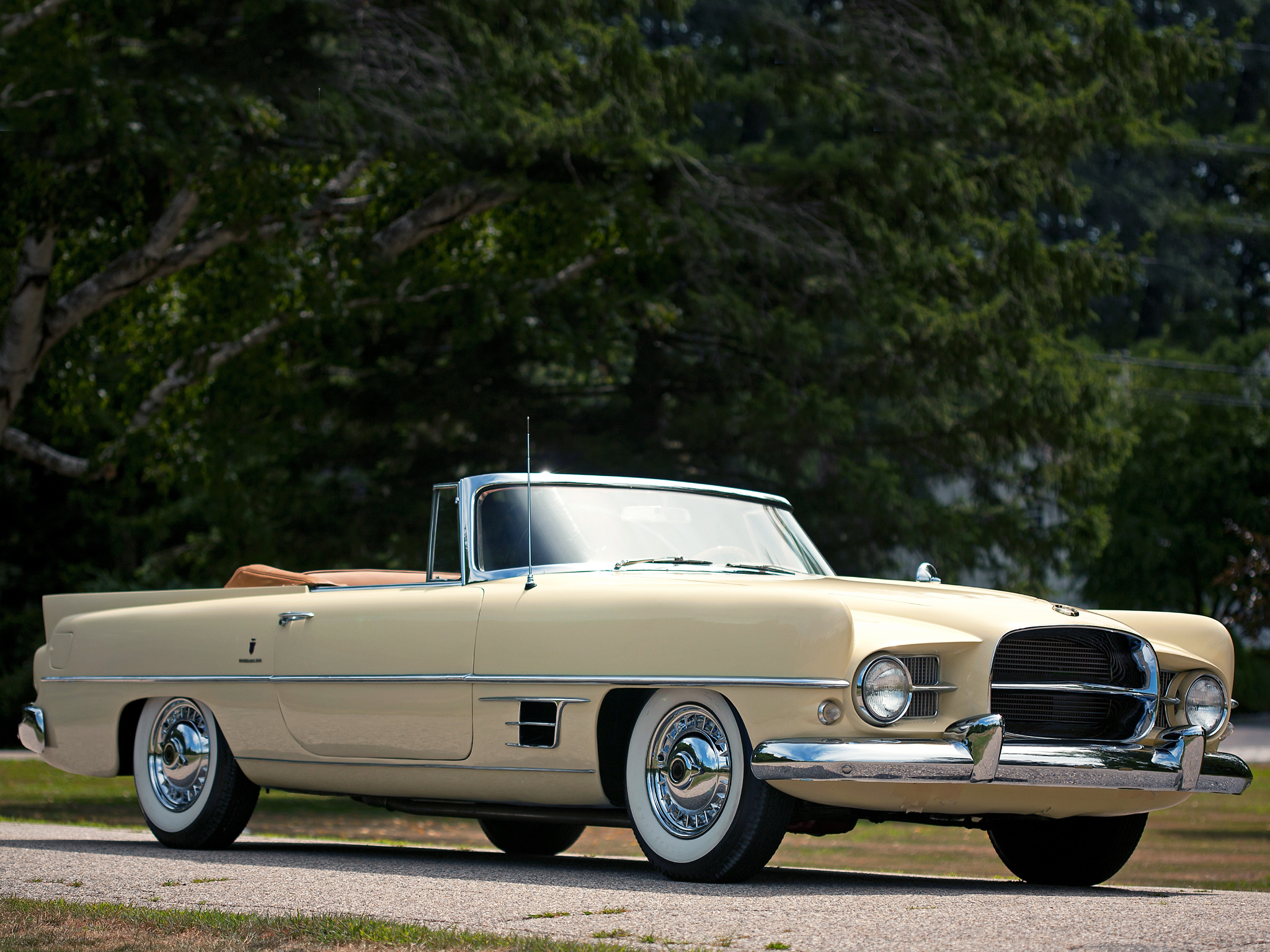 Dual-Ghia Convertible, 1957