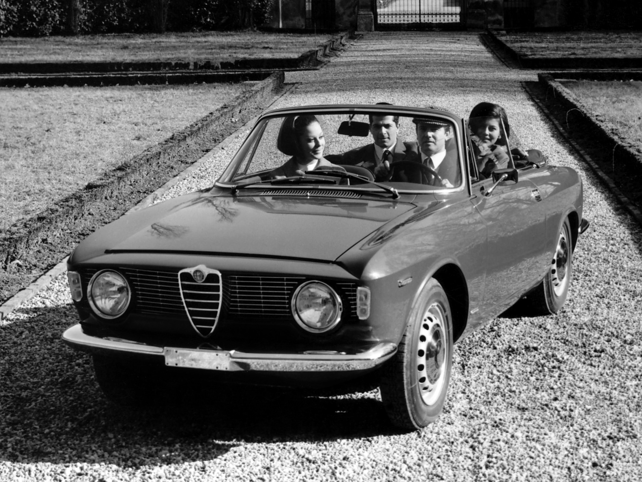 Alfa Romeo Giulia GTC (Touring), 1965