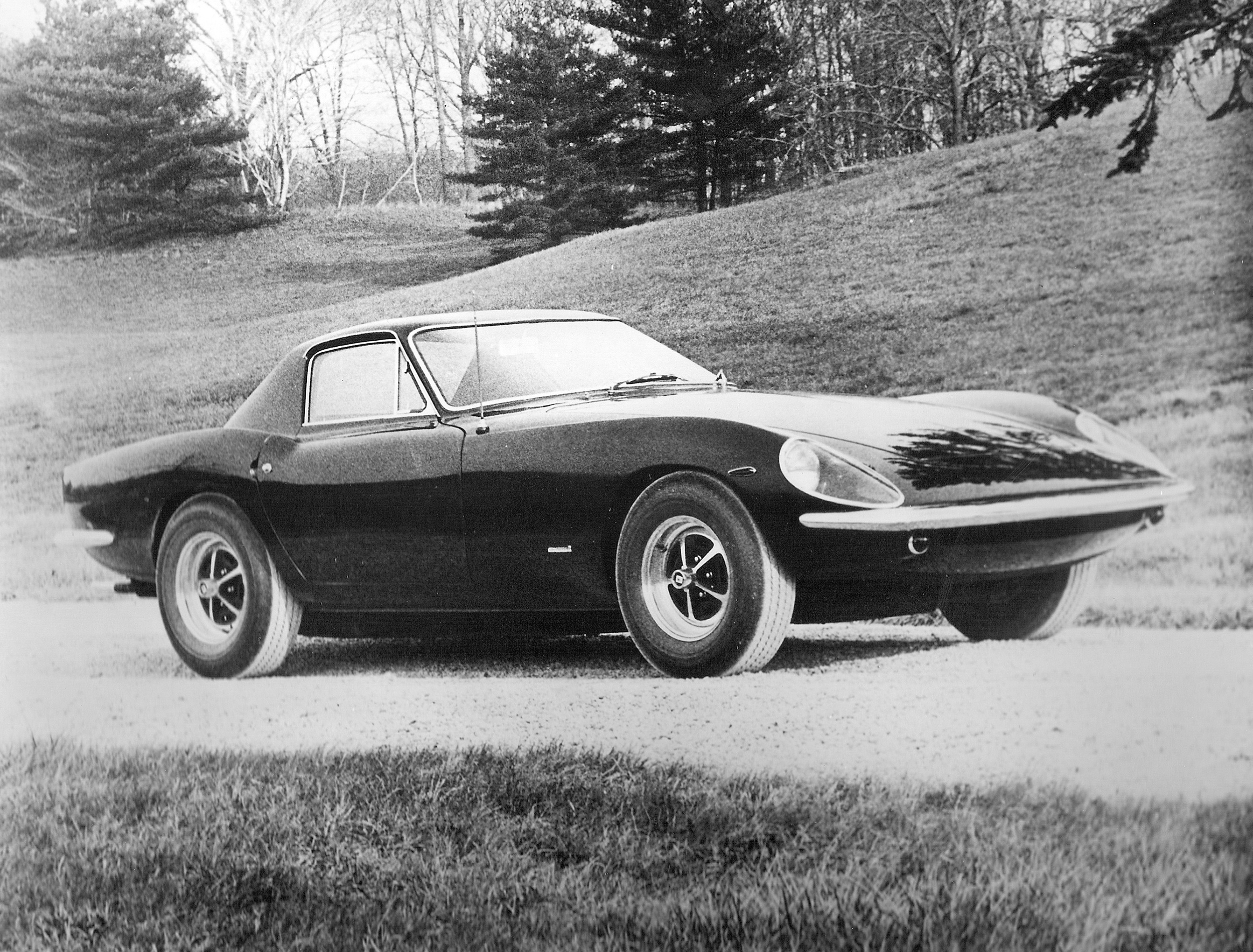 Intermeccanica Griffith 600 GT/Omega, 1966–1967