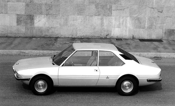 BMW 2200 TI Garmisch (Bertone), 1970
