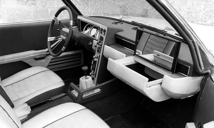 BMW 2200 TI Garmisch (Bertone), 1970 - Interior