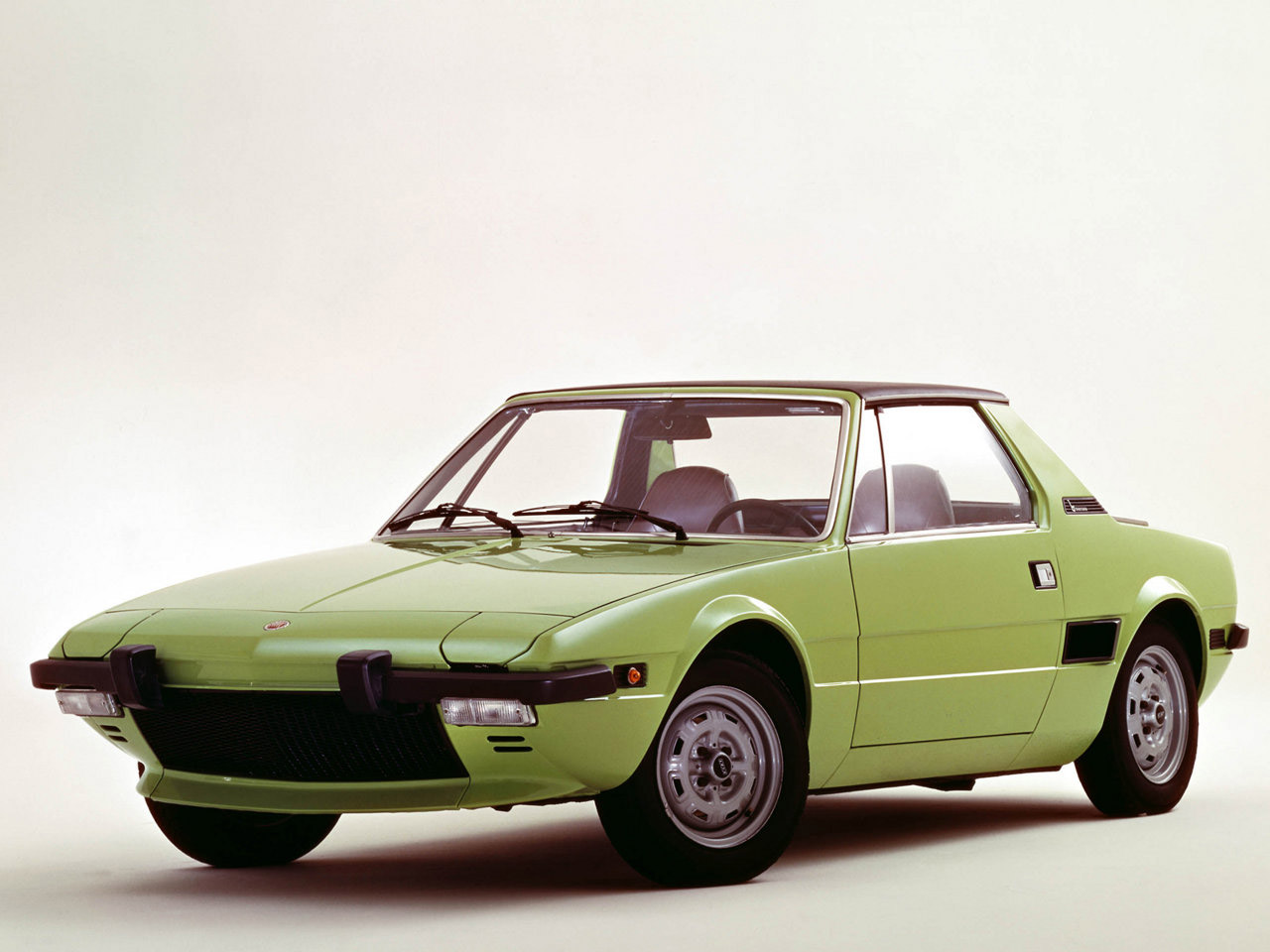 Fiat X1/9 (Bertone), 1972–78