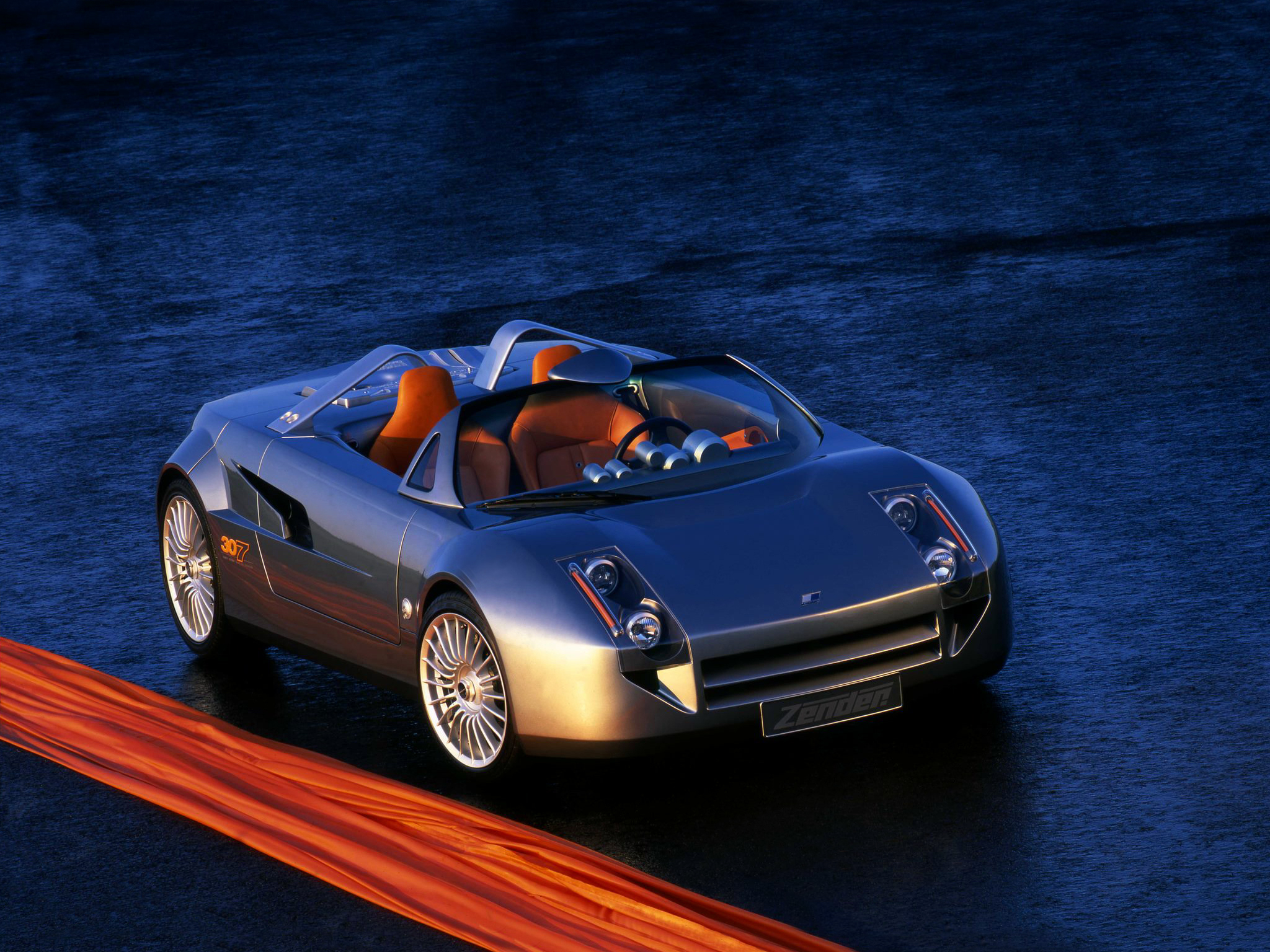 Zender Thirty 7, 1999