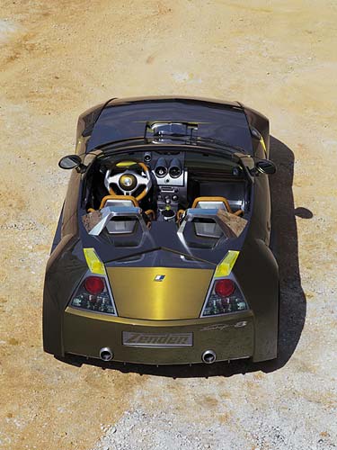 Zender Straight 8, 2001