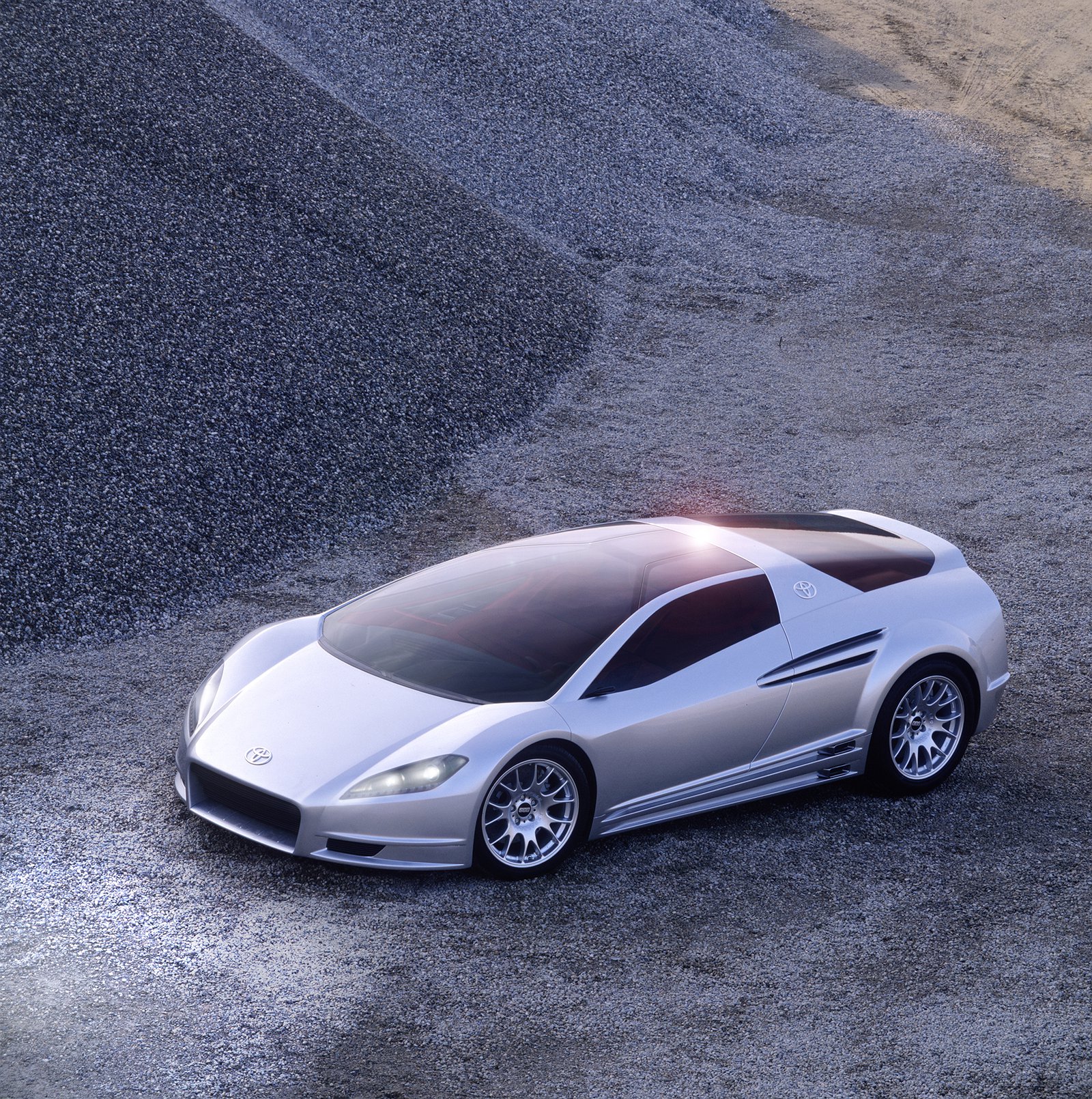 Toyota Alessandro Volta (ItalDesign), 2004