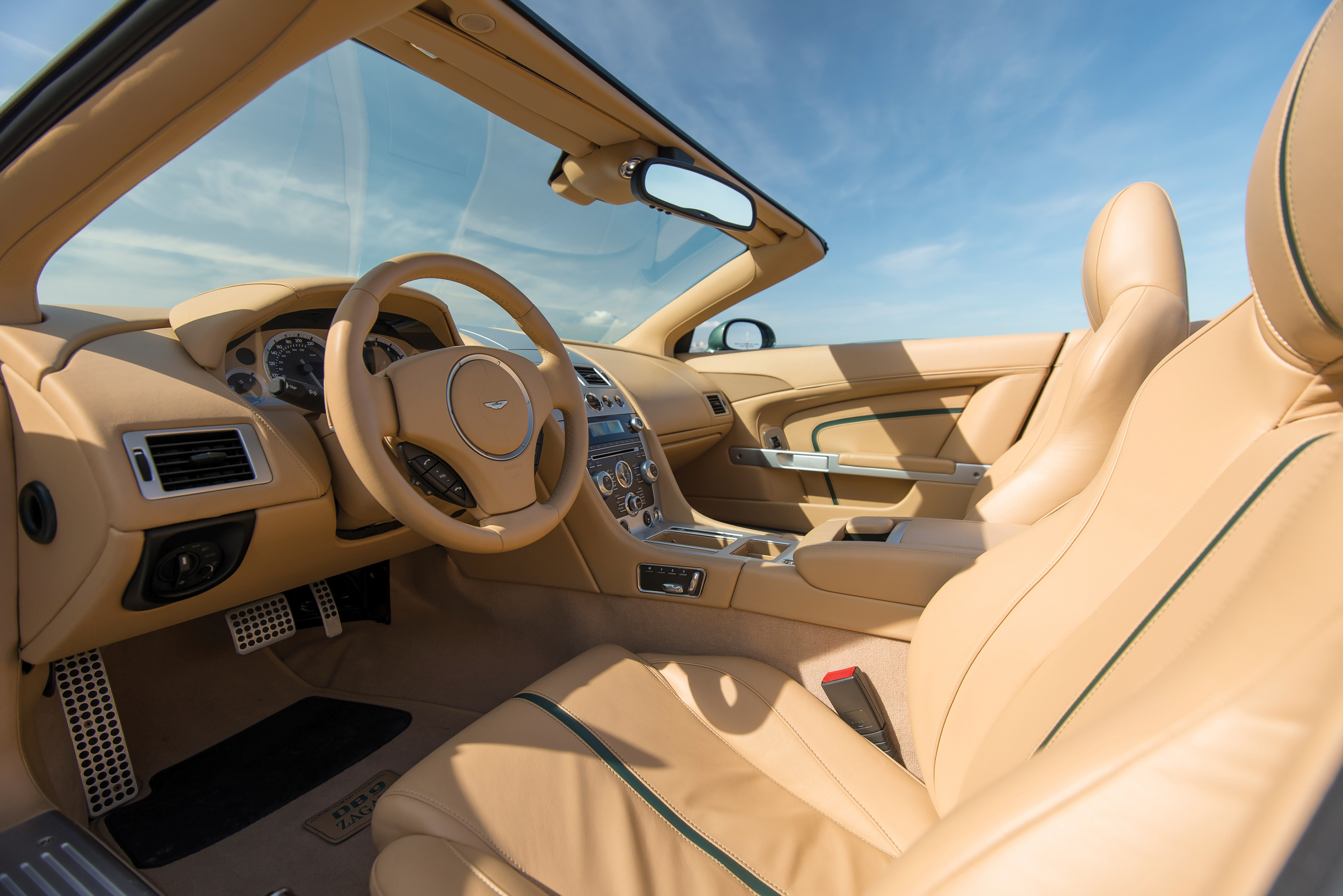 Aston Martin DB9 Spyder Zagato Centennial, 2013