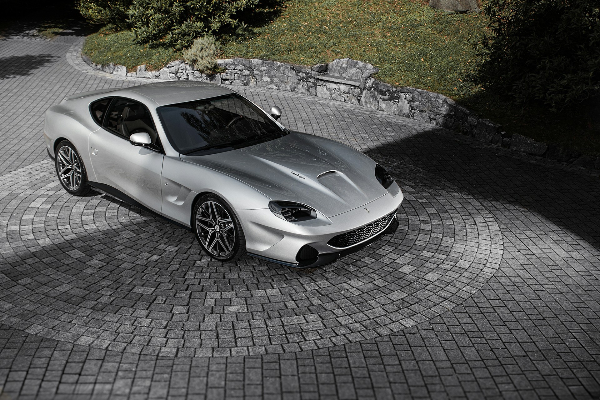 Touring Superleggera Veloce12, 2024