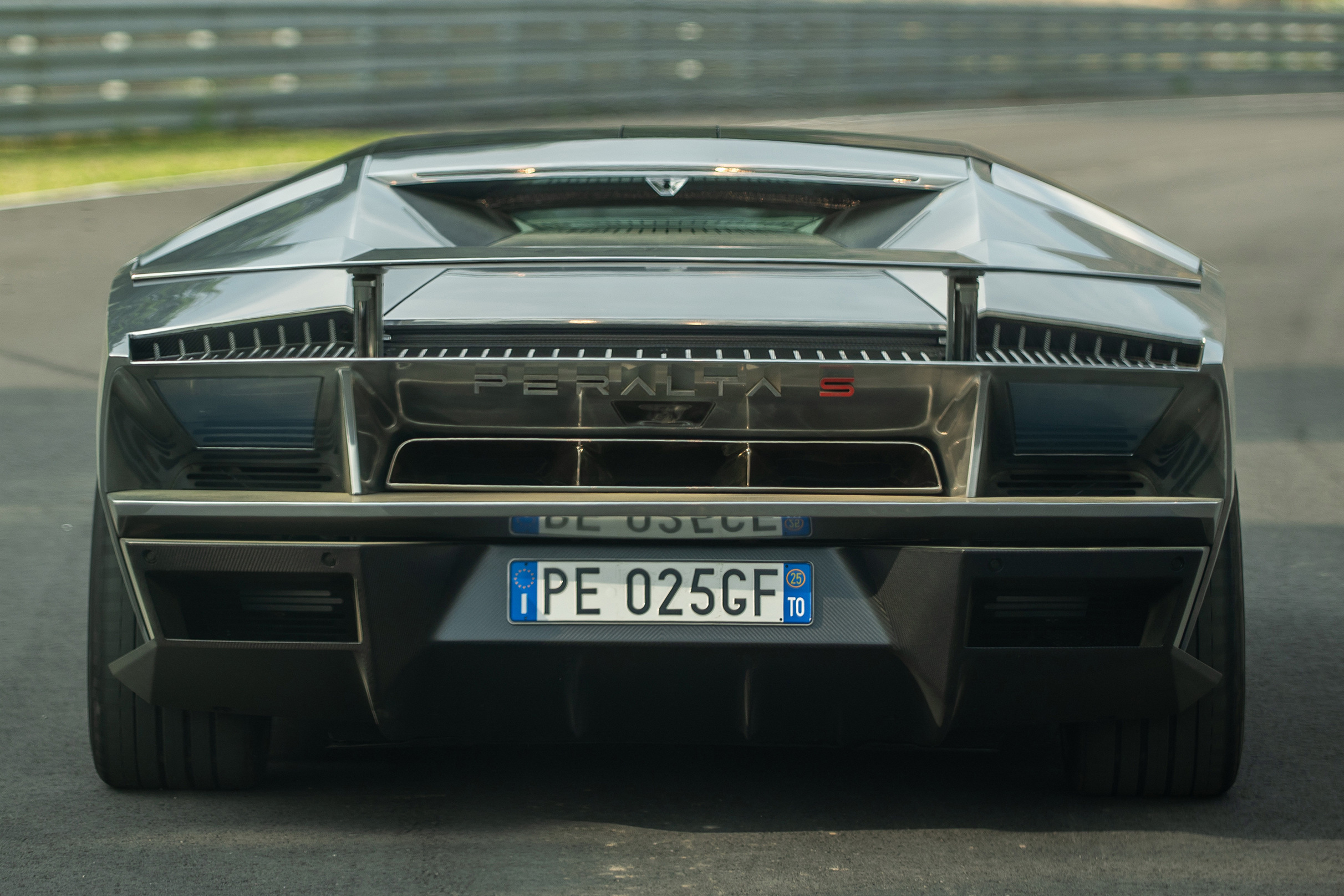 GFG Style Peralta S, 2025